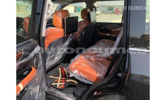 Acheter Import Voiture Lexus LX Blanc à Import - Dubai, Iles Acheter Import Voiture Lexus LX Blanc à Import - Dubai, Iles