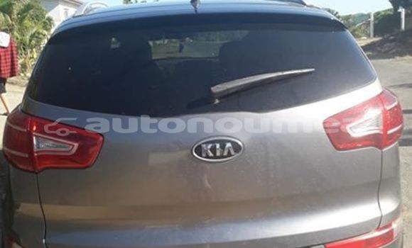 Buy Used Kia Sportage Other Car in Noumea in Sud