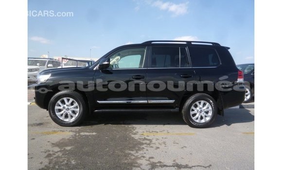 Acheter Import Voiture Toyota Land Cruiser Noir à Import - Dubai, Iles Acheter Import Voiture Toyota Land Cruiser Noir à Import - Dubai, Iles