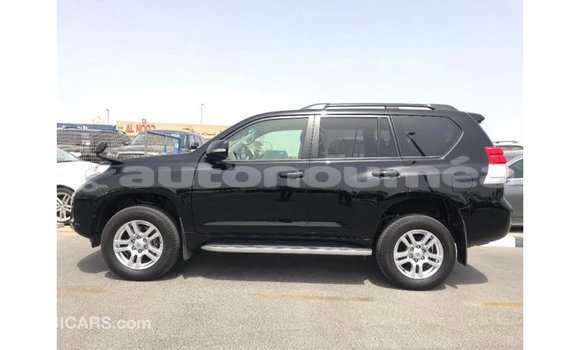 Acheter Import Voiture Toyota Land Cruiser Noir à Import - Dubai, Iles Acheter Import Voiture Toyota Land Cruiser Noir à Import - Dubai, Iles