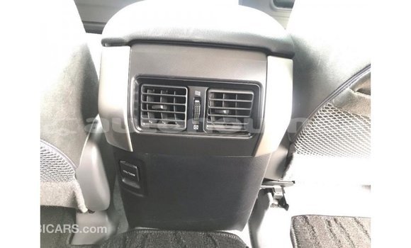 Acheter Import Voiture Toyota Land Cruiser Noir à Import - Dubai, Iles Acheter Import Voiture Toyota Land Cruiser Noir à Import - Dubai, Iles