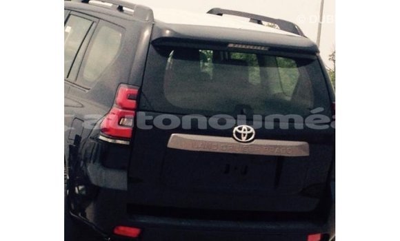Acheter Import Voiture Toyota Prado Noir à Import - Dubai, Iles Acheter Import Voiture Toyota Prado Noir à Import - Dubai, Iles