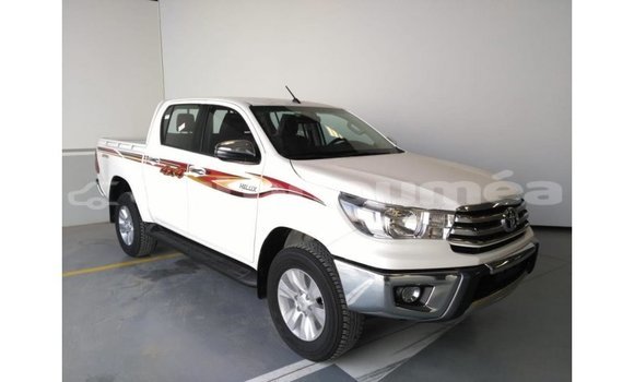 Acheter Import Voiture Toyota Hilux Blanc à Import - Dubai, Iles Acheter Import Voiture Toyota Hilux Blanc à Import - Dubai, Iles
