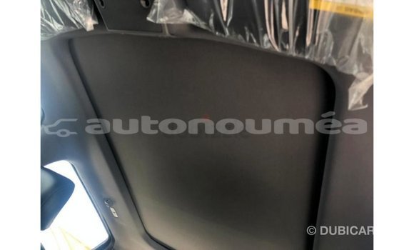 Acheter Import Voiture Ford Club Wagon Noir à Import - Dubai, Iles Acheter Import Voiture Ford Club Wagon Noir à Import - Dubai, Iles