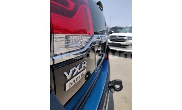 Acheter Import Voiture Toyota Land Cruiser Noir à Import - Dubai, Iles Acheter Import Voiture Toyota Land Cruiser Noir à Import - Dubai, Iles