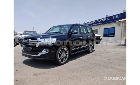Acheter Import Voiture Toyota Land Cruiser Noir à Import - Dubai, Iles Acheter Import Voiture Toyota Land Cruiser Noir à Import - Dubai, Iles