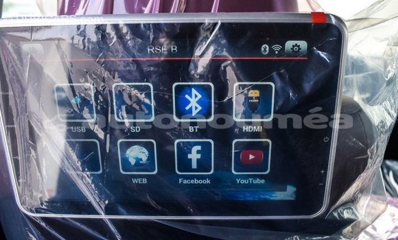 Acheter Import Voiture Toyota Land Cruiser Blanc à Import - Dubai, Iles Acheter Import Voiture Toyota Land Cruiser Blanc à Import - Dubai, Iles