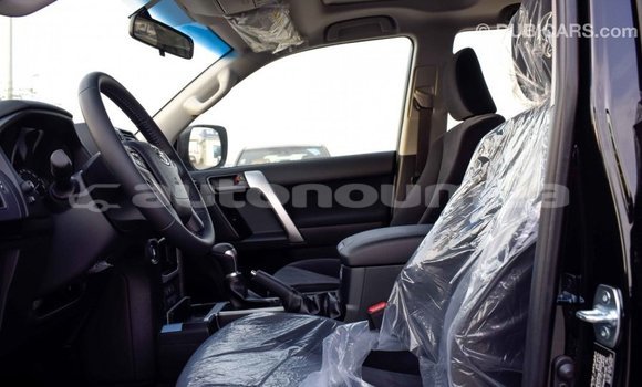 Acheter Import Voiture Toyota Land Cruiser Noir à Import - Dubai, Iles Acheter Import Voiture Toyota Land Cruiser Noir à Import - Dubai, Iles