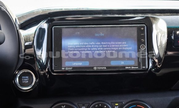 Acheter Import Voiture Toyota Hilux Autre à Import - Dubai, Iles Acheter Import Voiture Toyota Hilux Autre à Import - Dubai, Iles