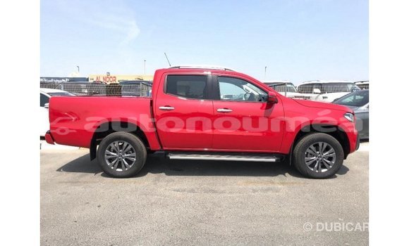 Acheter Import Voiture Mercedes-Benz 250 Rouge à Import - Dubai, Iles Acheter Import Voiture Mercedes-Benz 250 Rouge à Import - Dubai, Iles