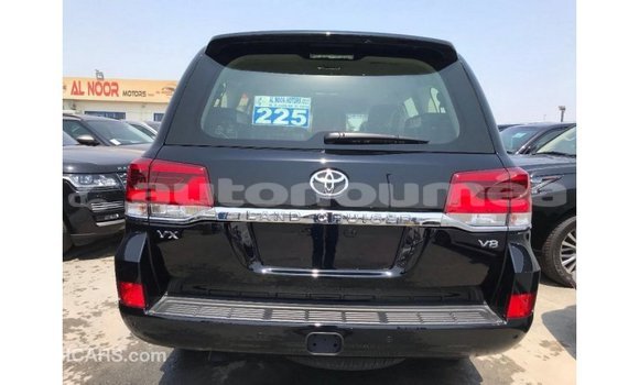 Acheter Import Voiture Toyota Land Cruiser Noir à Import - Dubai, Iles Acheter Import Voiture Toyota Land Cruiser Noir à Import - Dubai, Iles