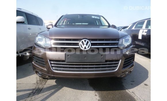 Acheter Import Voiture Volkswagen Touareg Marron à Import - Dubai, Iles Acheter Import Voiture Volkswagen Touareg Marron à Import - Dubai, Iles