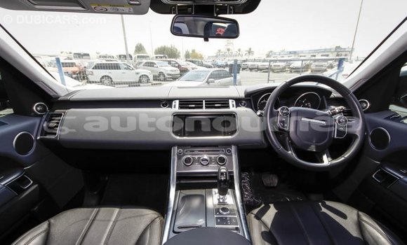 Acheter Import Voiture Land Rover Range Rover Noir à Import - Dubai, Iles Acheter Import Voiture Land Rover Range Rover Noir à Import - Dubai, Iles
