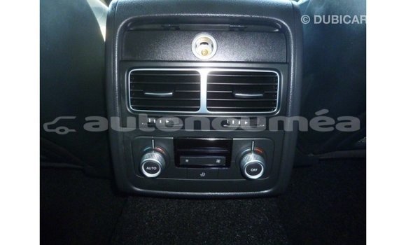 Acheter Import Voiture Volkswagen Touareg Blanc à Import - Dubai, Iles Acheter Import Voiture Volkswagen Touareg Blanc à Import - Dubai, Iles
