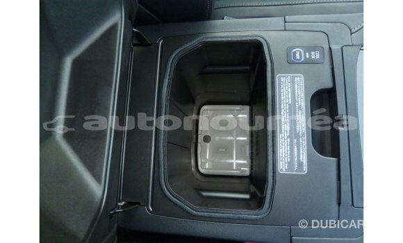 Acheter Import Voiture Lexus LX Noir à Import - Dubai, Iles Acheter Import Voiture Lexus LX Noir à Import - Dubai, Iles