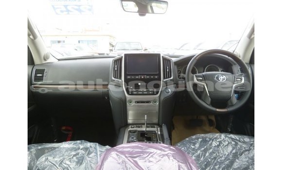 Acheter Import Voiture Toyota Land Cruiser Autre à Import - Dubai, Iles Acheter Import Voiture Toyota Land Cruiser Autre à Import - Dubai, Iles