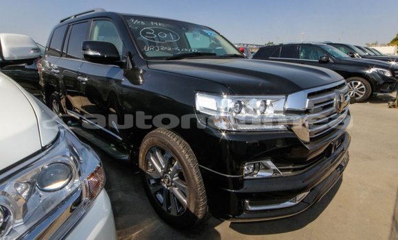 Acheter Import Voiture Toyota Land Cruiser Noir à Import - Dubai, Iles Acheter Import Voiture Toyota Land Cruiser Noir à Import - Dubai, Iles