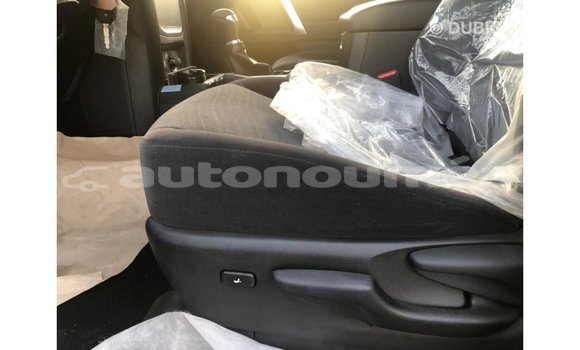 Acheter Import Voiture Toyota Prado Noir à Import - Dubai, Iles Acheter Import Voiture Toyota Prado Noir à Import - Dubai, Iles