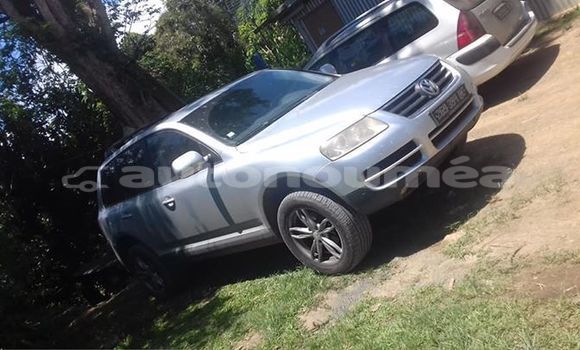 Buy Used Volkswagen Touareg Silver Car in Poya in Nord
