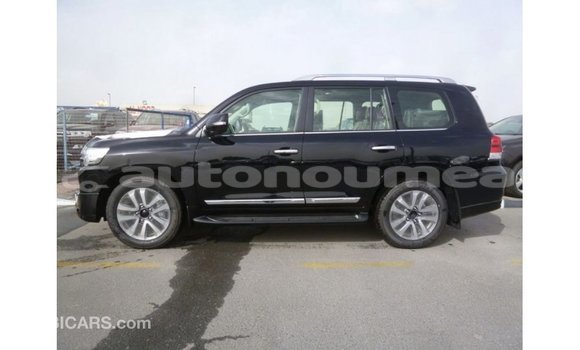 Acheter Import Voiture Toyota Land Cruiser Noir à Import - Dubai, Iles Acheter Import Voiture Toyota Land Cruiser Noir à Import - Dubai, Iles
