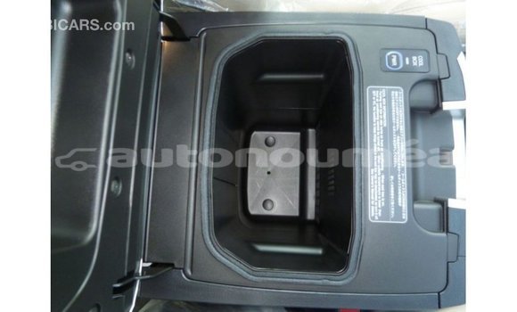 Acheter Import Voiture Toyota Land Cruiser Noir à Import - Dubai, Iles Acheter Import Voiture Toyota Land Cruiser Noir à Import - Dubai, Iles