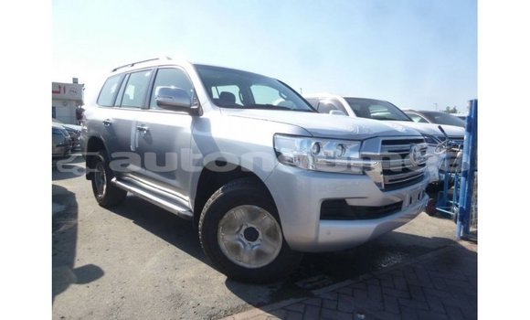 Acheter Import Voiture Toyota Land Cruiser Autre à Import - Dubai, Iles Acheter Import Voiture Toyota Land Cruiser Autre à Import - Dubai, Iles