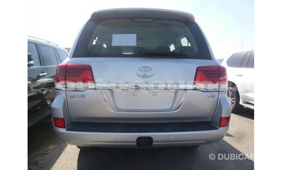 Acheter Import Voiture Toyota Land Cruiser Autre à Import - Dubai, Iles Acheter Import Voiture Toyota Land Cruiser Autre à Import - Dubai, Iles