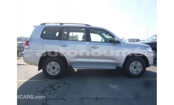 Acheter Import Voiture Toyota Land Cruiser Autre à Import - Dubai, Iles Acheter Import Voiture Toyota Land Cruiser Autre à Import - Dubai, Iles