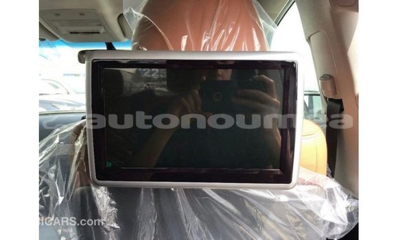 Buy Import Toyota Land Cruiser Black Car in Import - Dubai in Iles Buy Import Toyota Land Cruiser Black Car in Import - Dubai in Iles