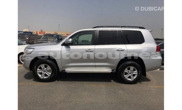 Acheter Import Voiture Toyota Land Cruiser Autre à Import - Dubai, Iles Acheter Import Voiture Toyota Land Cruiser Autre à Import - Dubai, Iles