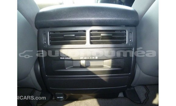 Acheter Import Voiture Toyota Land Cruiser Noir à Import - Dubai, Iles Acheter Import Voiture Toyota Land Cruiser Noir à Import - Dubai, Iles