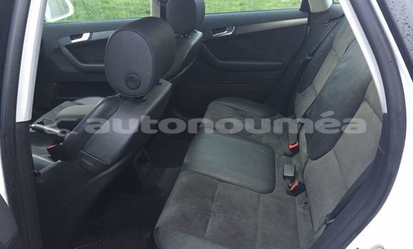 Buy Used Audi A3 White Car in La Foa in Sud