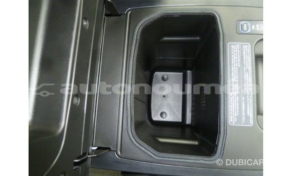 Acheter Import Voiture Toyota Land Cruiser Noir à Import - Dubai, Iles Acheter Import Voiture Toyota Land Cruiser Noir à Import - Dubai, Iles