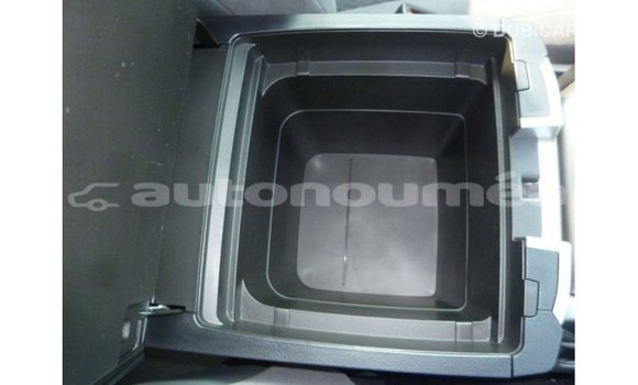 Acheter Import Voiture Toyota Land Cruiser Noir à Import - Dubai, Iles Acheter Import Voiture Toyota Land Cruiser Noir à Import - Dubai, Iles