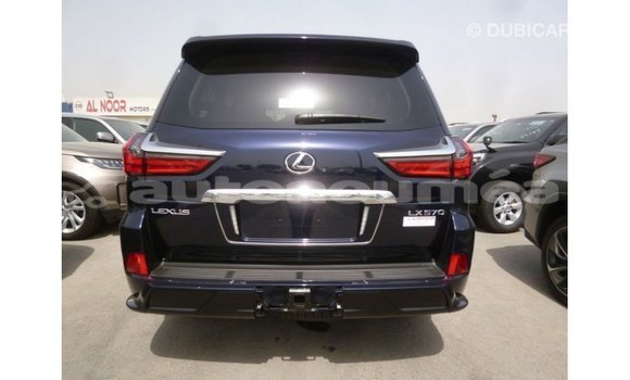 Acheter Import Voiture Lexus LX Bleu à Import - Dubai, Iles Acheter Import Voiture Lexus LX Bleu à Import - Dubai, Iles