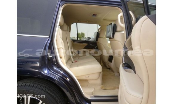 Acheter Import Voiture Lexus LX Bleu à Import - Dubai, Iles Acheter Import Voiture Lexus LX Bleu à Import - Dubai, Iles