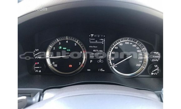 Acheter Import Voiture Lexus LX Noir à Import - Dubai, Iles Acheter Import Voiture Lexus LX Noir à Import - Dubai, Iles
