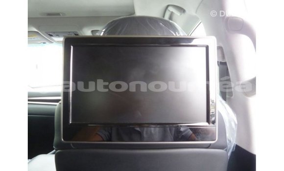 Acheter Import Voiture Lexus LX Blanc à Import - Dubai, Iles Acheter Import Voiture Lexus LX Blanc à Import - Dubai, Iles