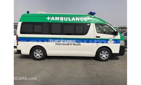 Acheter Import Voiture Toyota Hiace Blanc à Import - Dubai, Iles Acheter Import Voiture Toyota Hiace Blanc à Import - Dubai, Iles