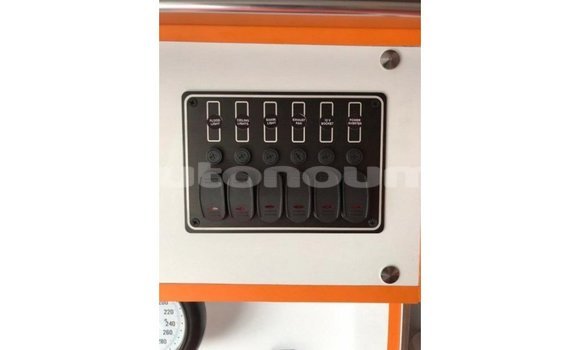 Acheter Import Voiture Toyota Hiace Blanc à Import - Dubai, Iles Acheter Import Voiture Toyota Hiace Blanc à Import - Dubai, Iles