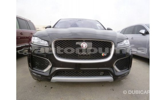Acheter Import Voiture Jaguar F-Pace Noir à Import - Dubai, Iles Acheter Import Voiture Jaguar F-Pace Noir à Import - Dubai, Iles