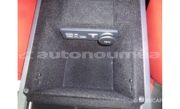 Acheter Import Voiture Jaguar F-Pace Noir à Import - Dubai, Iles Acheter Import Voiture Jaguar F-Pace Noir à Import - Dubai, Iles