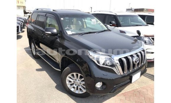 Acheter Import Voiture Toyota Prado Noir à Import - Dubai, Iles Acheter Import Voiture Toyota Prado Noir à Import - Dubai, Iles