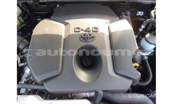 Acheter Import Voiture Toyota Prado Noir à Import - Dubai, Iles Acheter Import Voiture Toyota Prado Noir à Import - Dubai, Iles