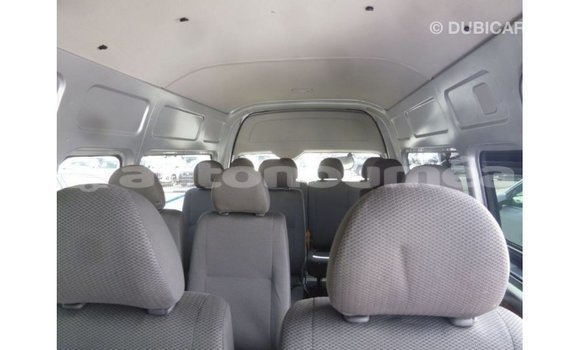 Acheter Import Voiture Toyota Hiace Autre à Import - Dubai, Iles Acheter Import Voiture Toyota Hiace Autre à Import - Dubai, Iles