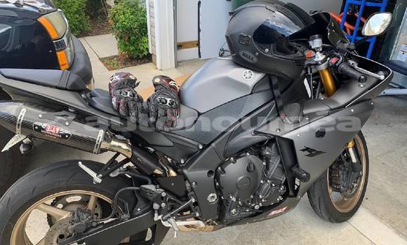 Acheter Occasion Moto Yamaha R1 Beige à Dumbea, Sud Acheter Occasion Moto Yamaha R1 Beige à Dumbea, Sud