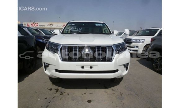 Buy Import Toyota Prado White Car in Import - Dubai in Iles Buy Import Toyota Prado White Car in Import - Dubai in Iles