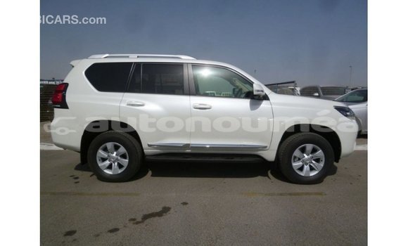 Buy Import Toyota Prado White Car in Import - Dubai in Iles Buy Import Toyota Prado White Car in Import - Dubai in Iles