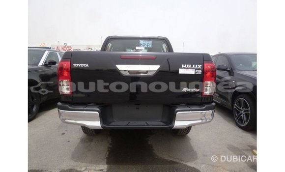 Acheter Import Voiture Toyota Hilux Noir à Import - Dubai, Iles Acheter Import Voiture Toyota Hilux Noir à Import - Dubai, Iles