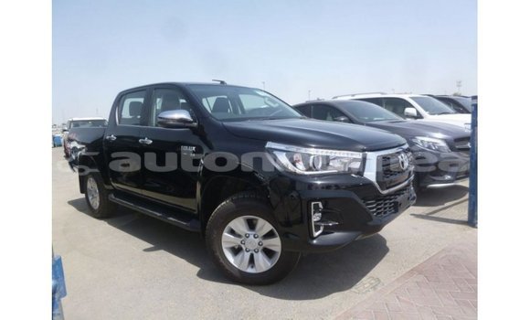 Acheter Import Voiture Toyota Hilux Noir à Import - Dubai, Iles Acheter Import Voiture Toyota Hilux Noir à Import - Dubai, Iles